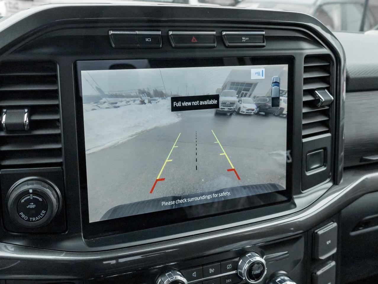 2022 Ford F-150 XL Photo