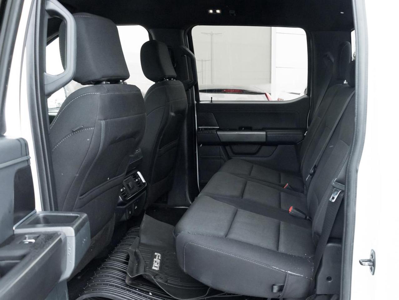 2022 Ford F-150 XL Photo