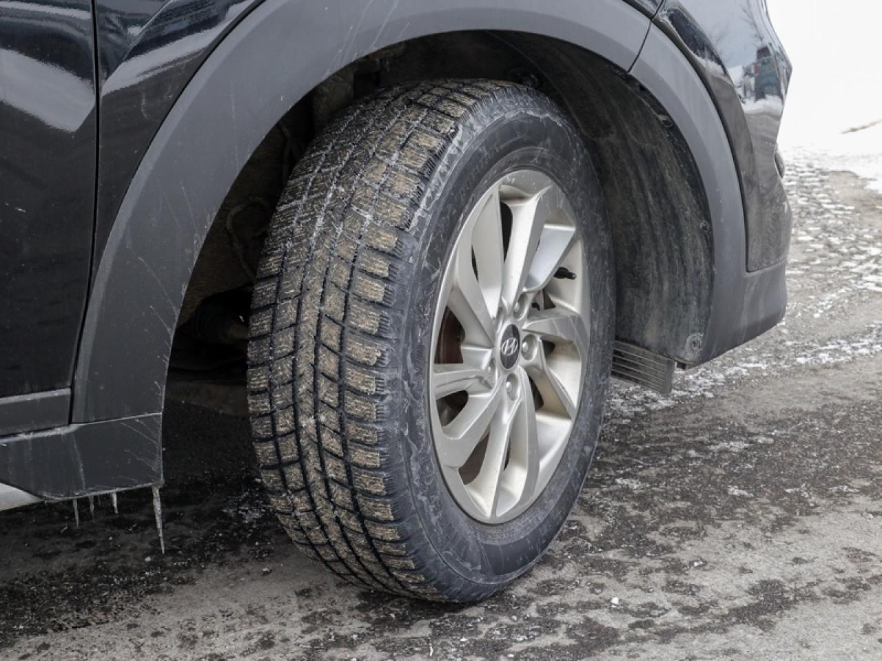 2017 Hyundai Tucson 2.0L FWD  - $183 B/W Photo