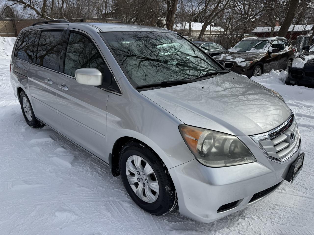 2010 Honda Odyssey SE Photo