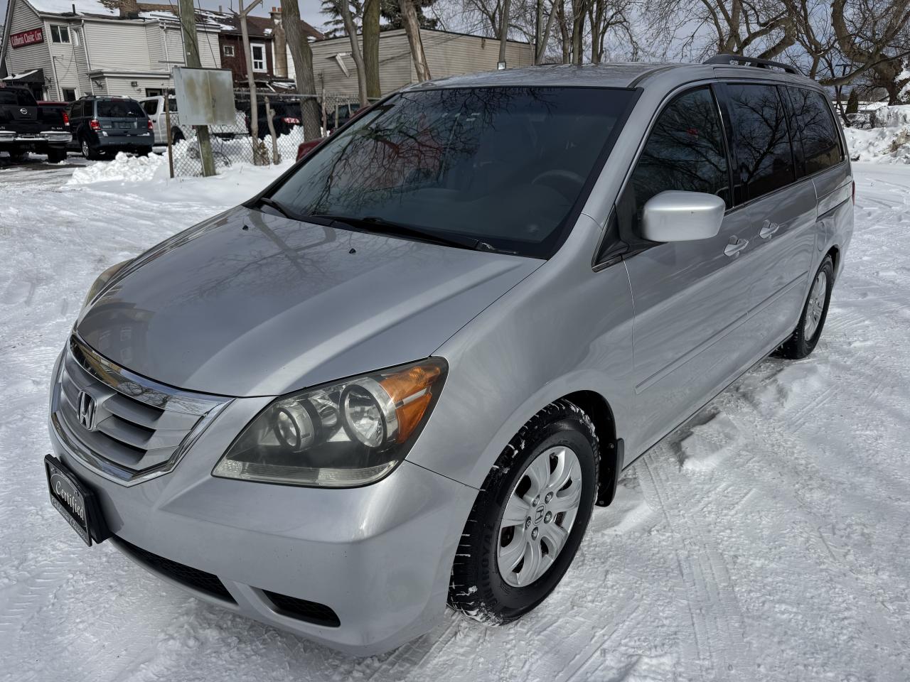 2010 Honda Odyssey SE Photo0
