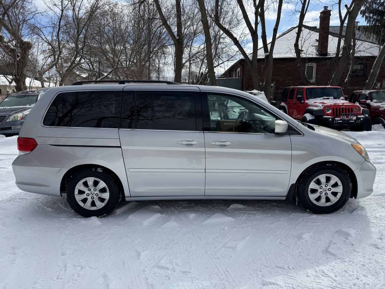 2010 Honda Odyssey SE Photo