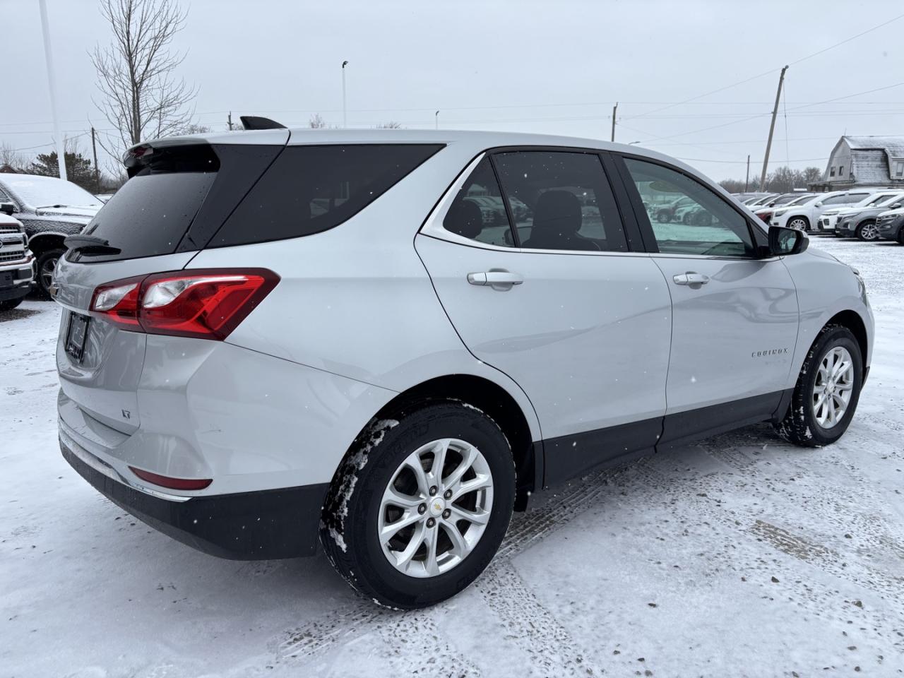 2020 Chevrolet Equinox LT No Accidents! Photo4