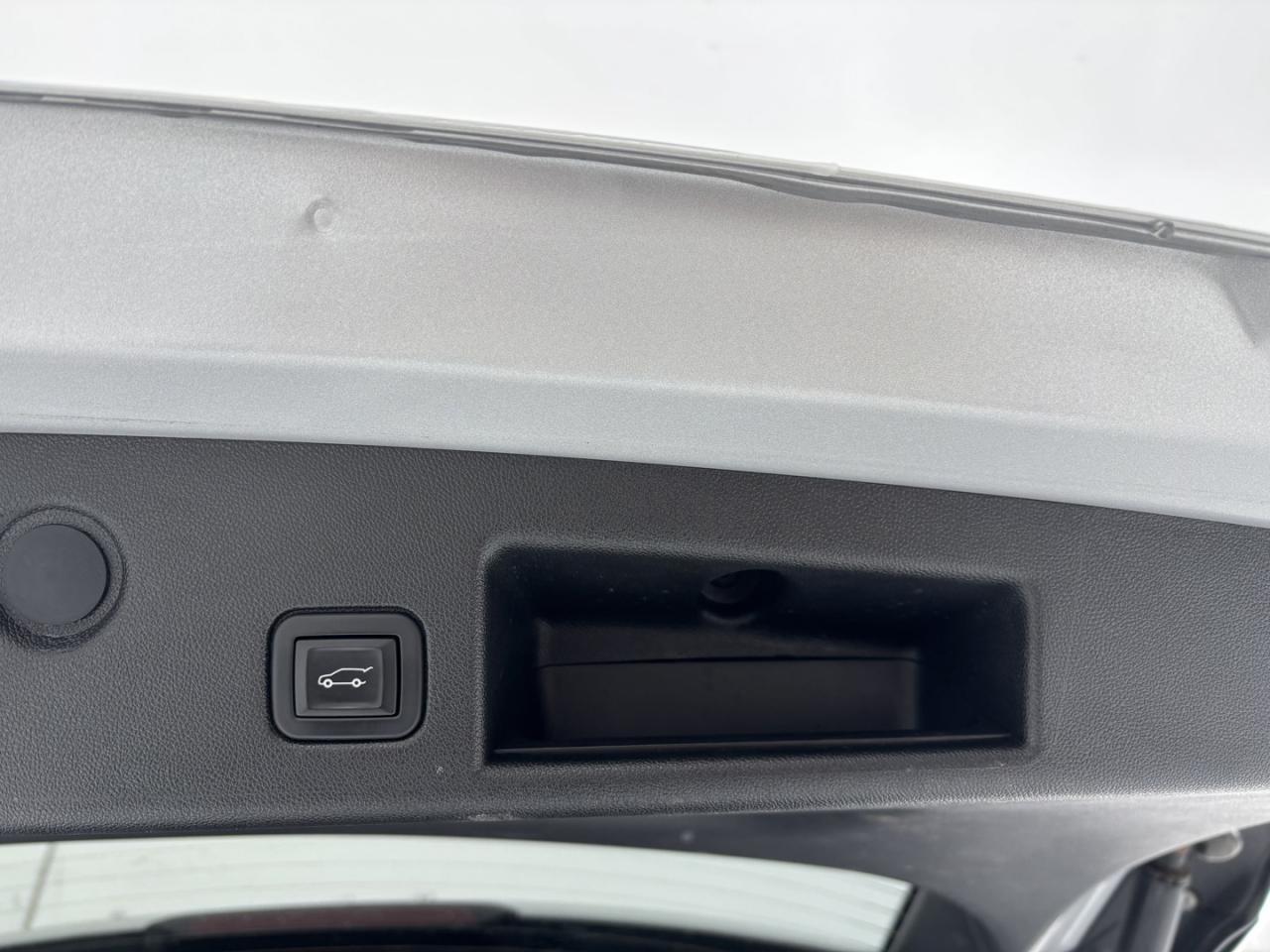 2020 Chevrolet Equinox LT No Accidents! Photo