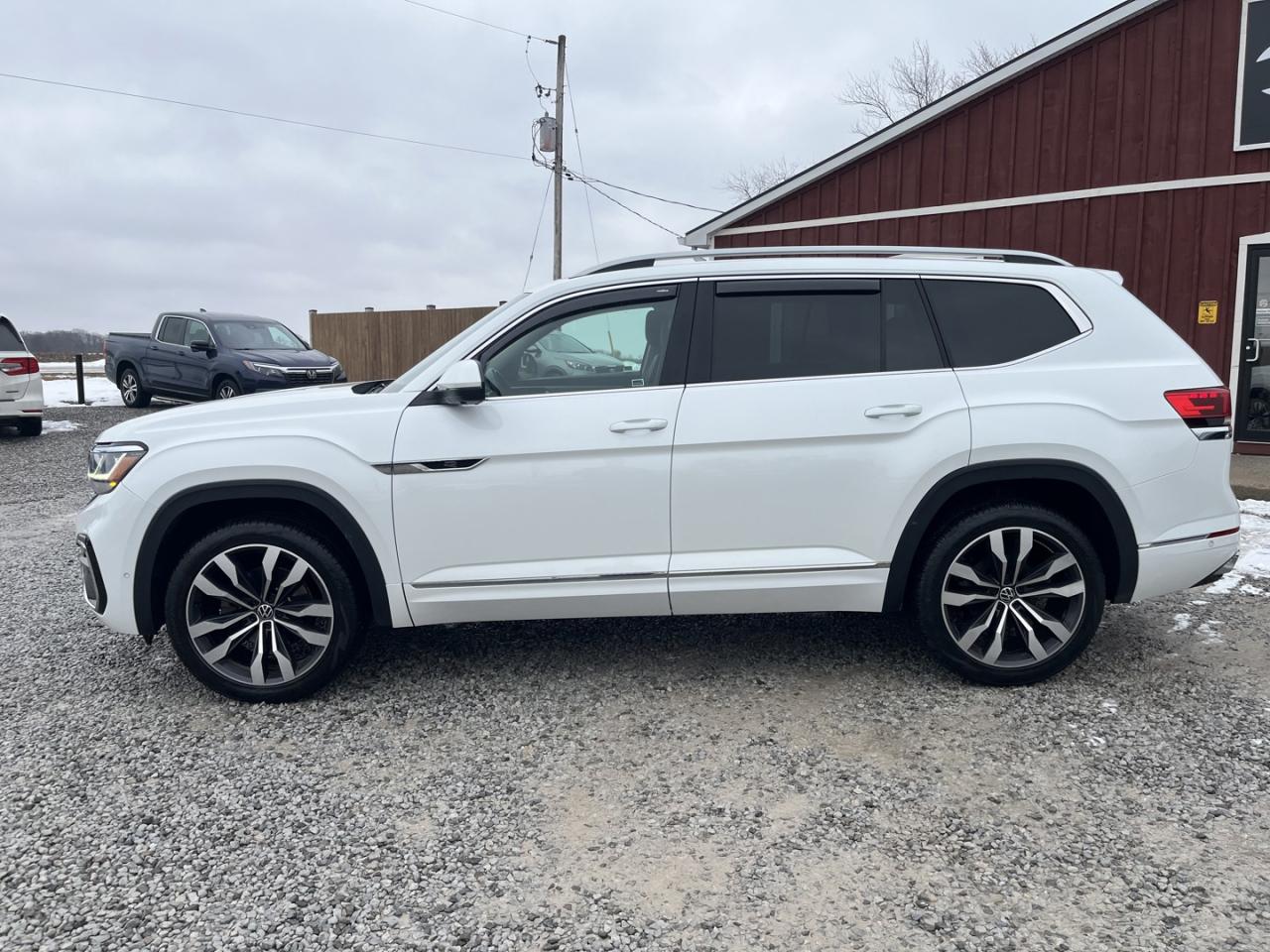 2022 Volkswagen Atlas EXECLINE Premium R-Line~No Accidents!~SAFETY INCLUDED in PRICE~ Photo2