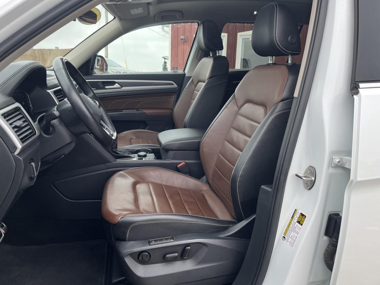 2022 Volkswagen Atlas EXECLINE Premium R-Line~No Accidents!~SAFETY INCLUDED in PRICE~ Photo