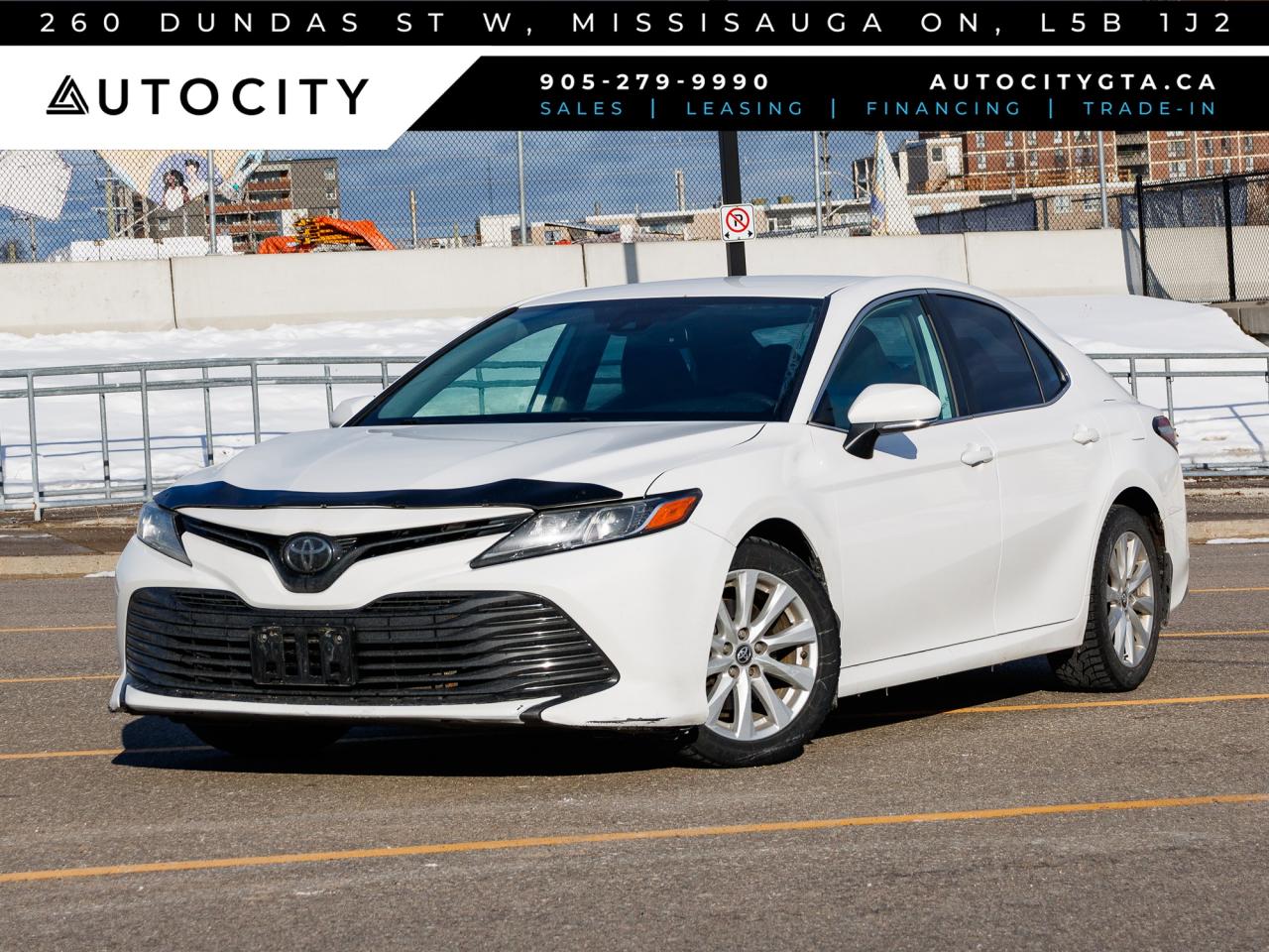 2019 Toyota Camry LE|CLEAN TITLE| CLEAN CAR| - Photo #1