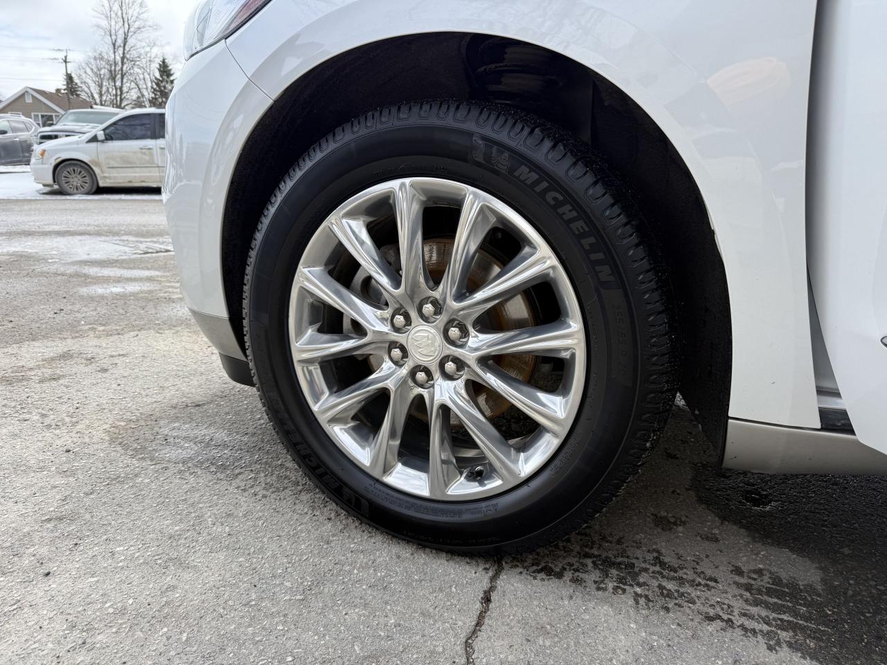 2019 Buick Enclave Premium Photo