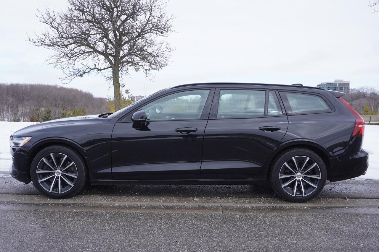 2021 Volvo V60 1 OWNER / NO ACCIDENTS / DEALER SERVICED / Photo