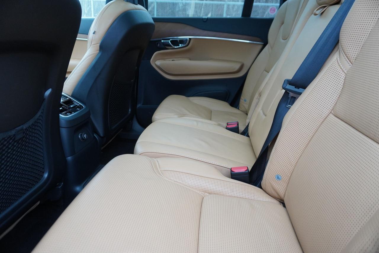 2016 Volvo XC90 T8 HYBRID / INSCRIPTION/ NO ACCIDENTS/ DLR SERVICD Photo