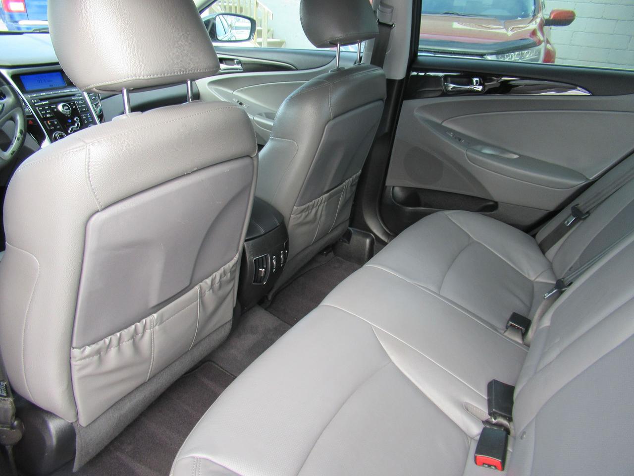 2011 Hyundai Sonata LIMITED Photo