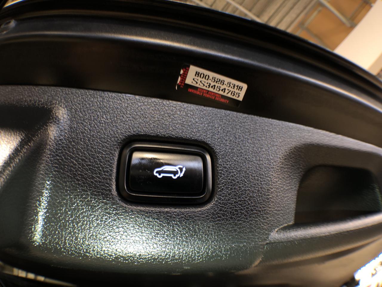 2022 Hyundai PALISADE LUXURY AWD 7 PASS CAPTAIN/CH LEATHER PAN/ROOF NAV Photo