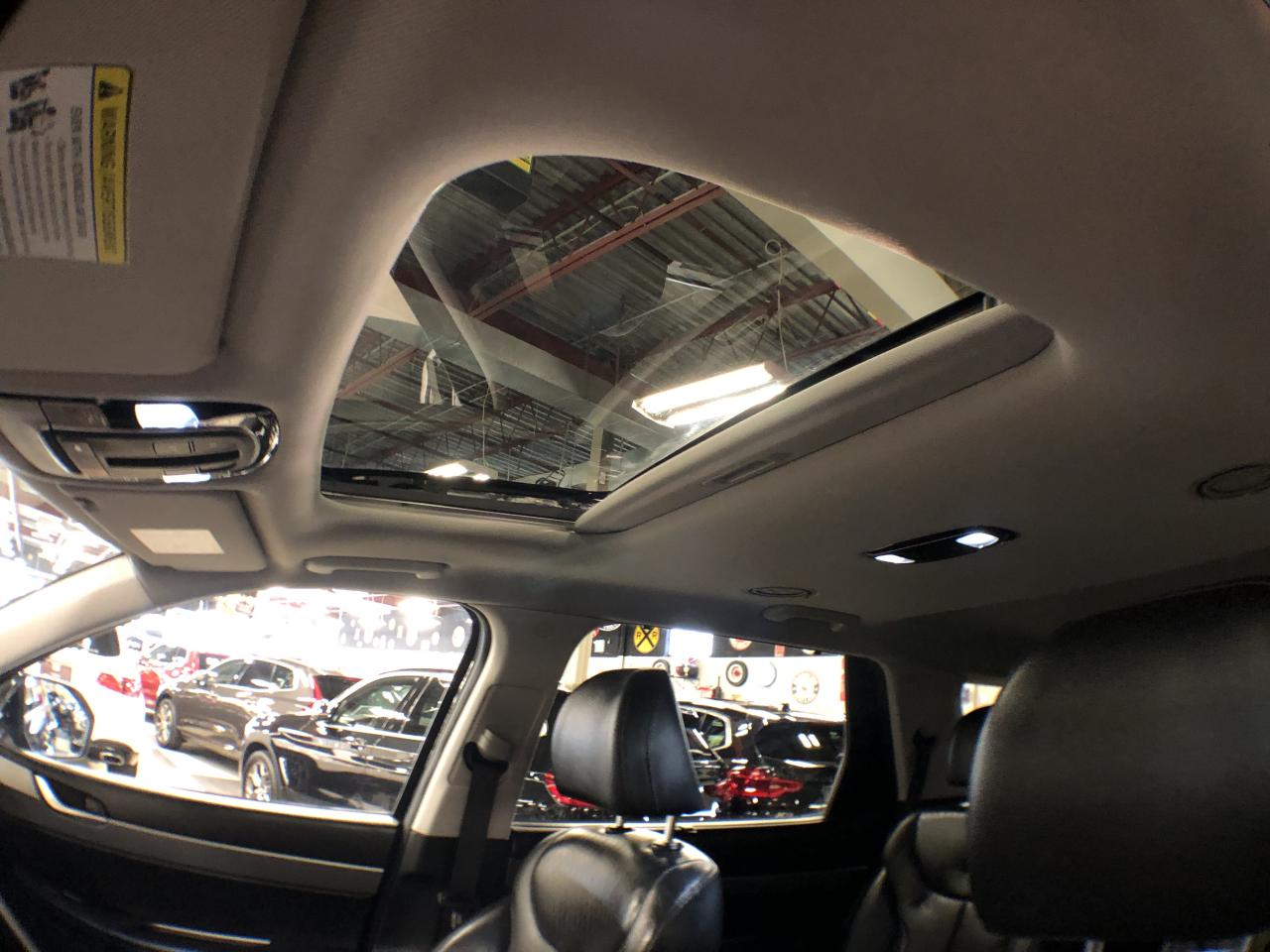 2022 Hyundai PALISADE LUXURY AWD 7 PASS CAPTAIN/CH LEATHER PAN/ROOF NAV Photo