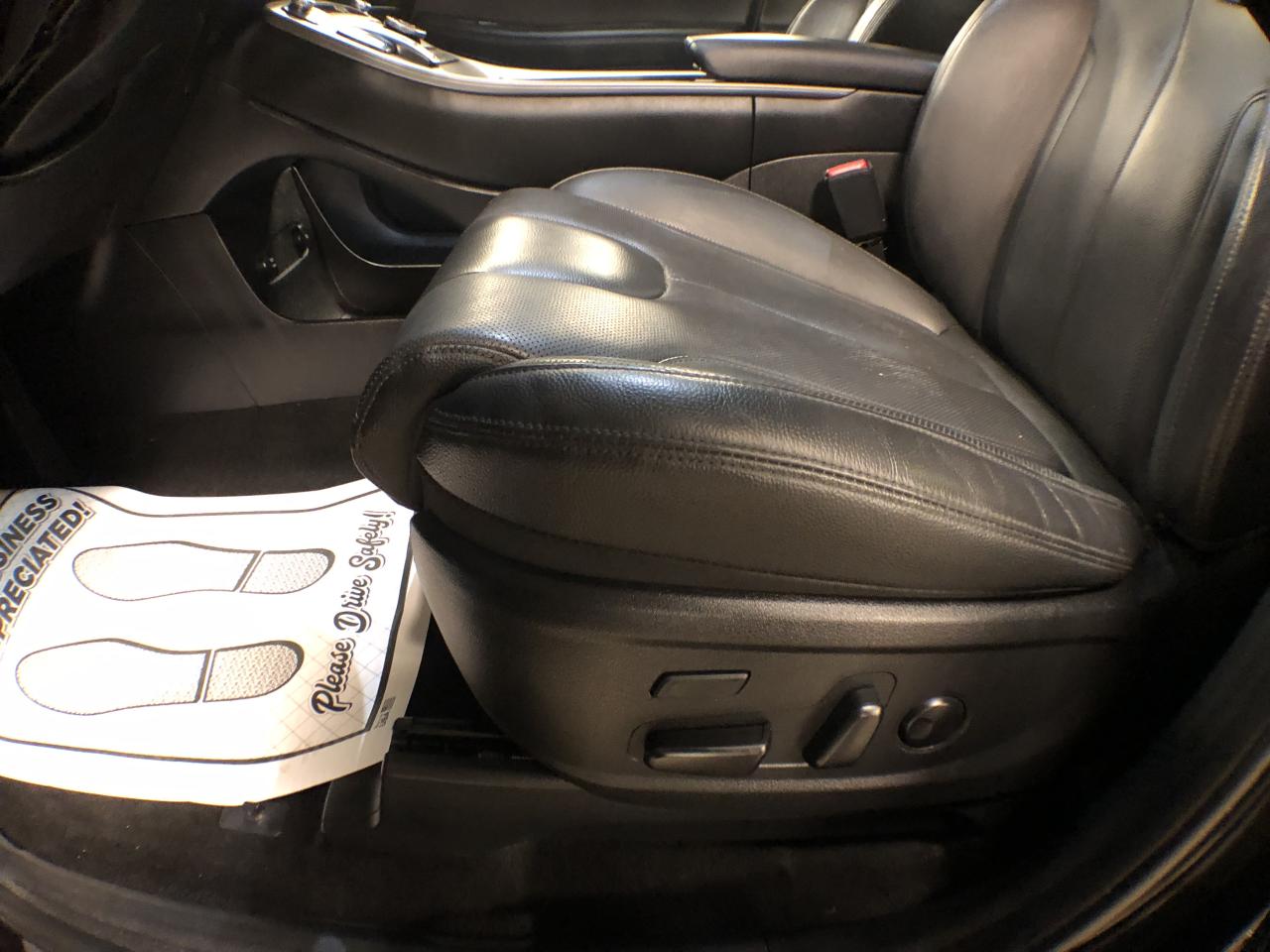 2022 Hyundai PALISADE LUXURY AWD 7 PASS CAPTAIN/CH LEATHER PAN/ROOF NAV Photo