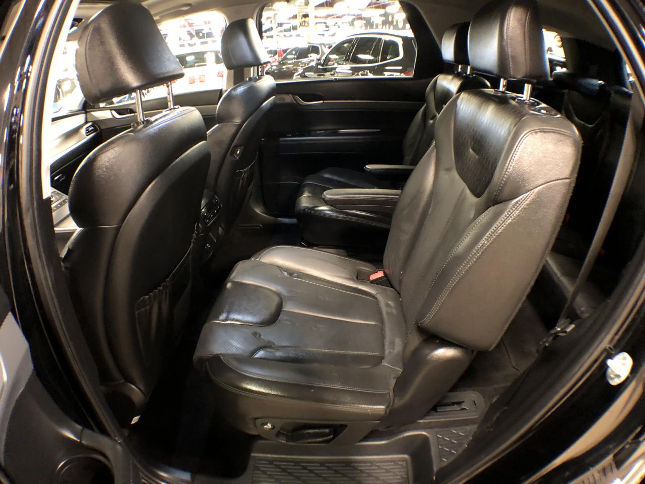 2022 Hyundai PALISADE LUXURY AWD 7 PASS CAPTAIN/CH LEATHER PAN/ROOF NAV Photo