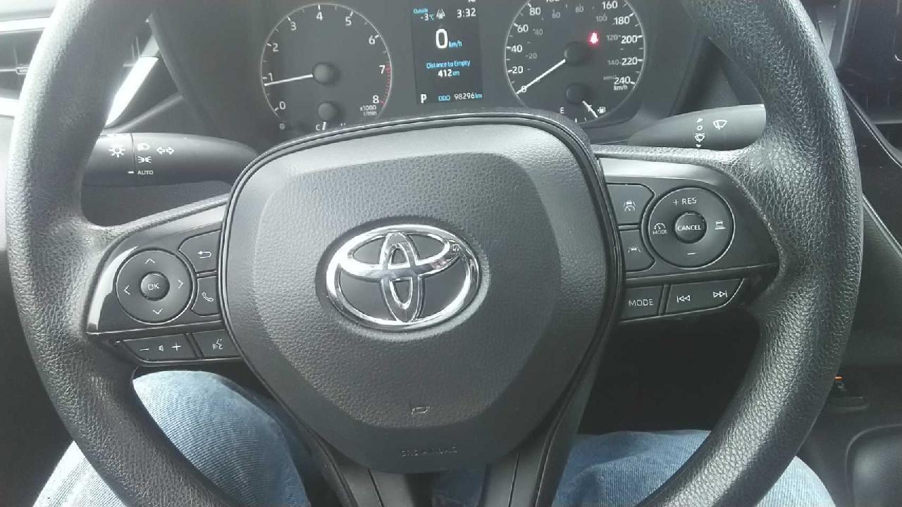2023 Toyota Corolla LE Photo2