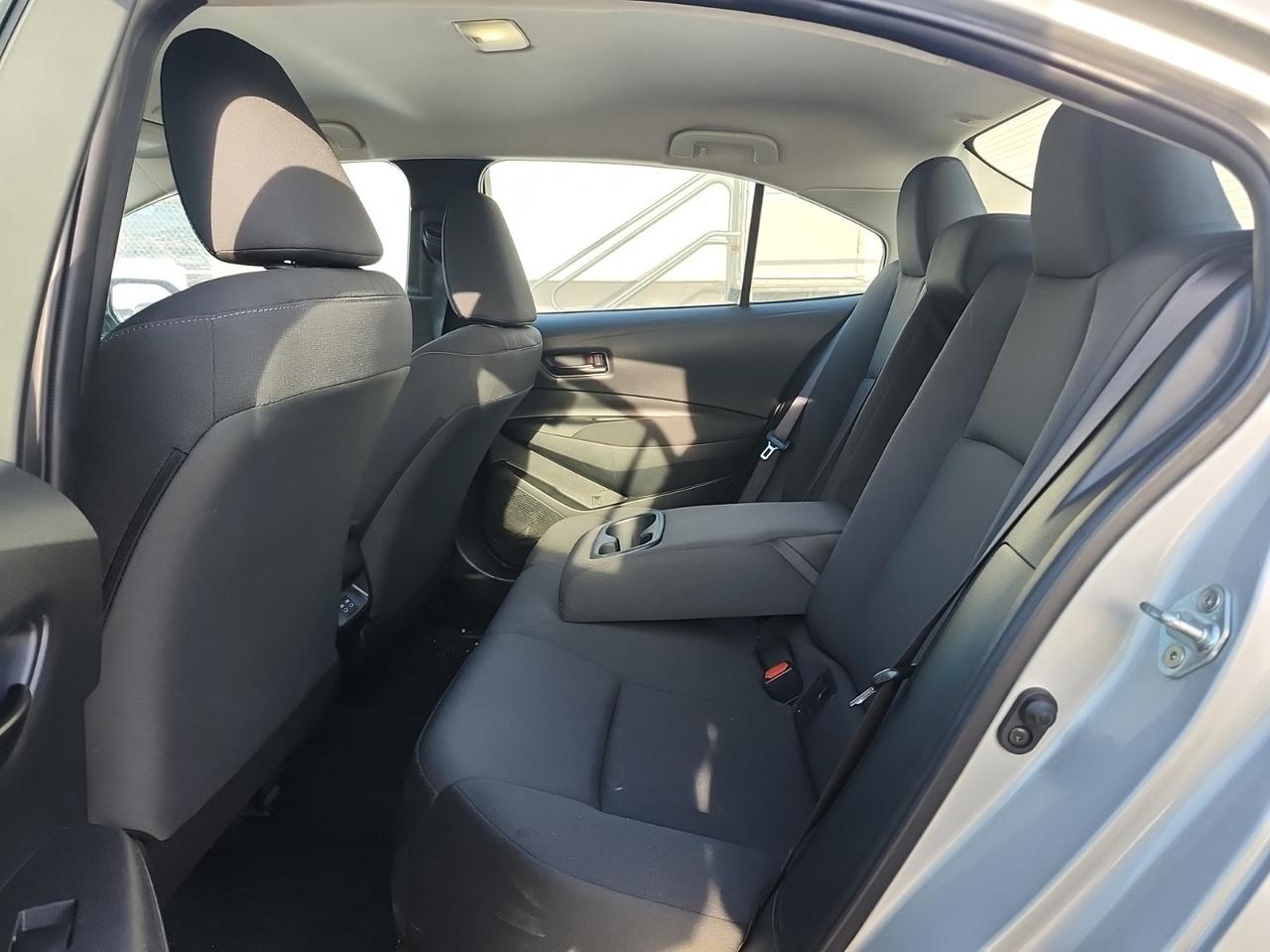 2023 Toyota Corolla LE Photo4