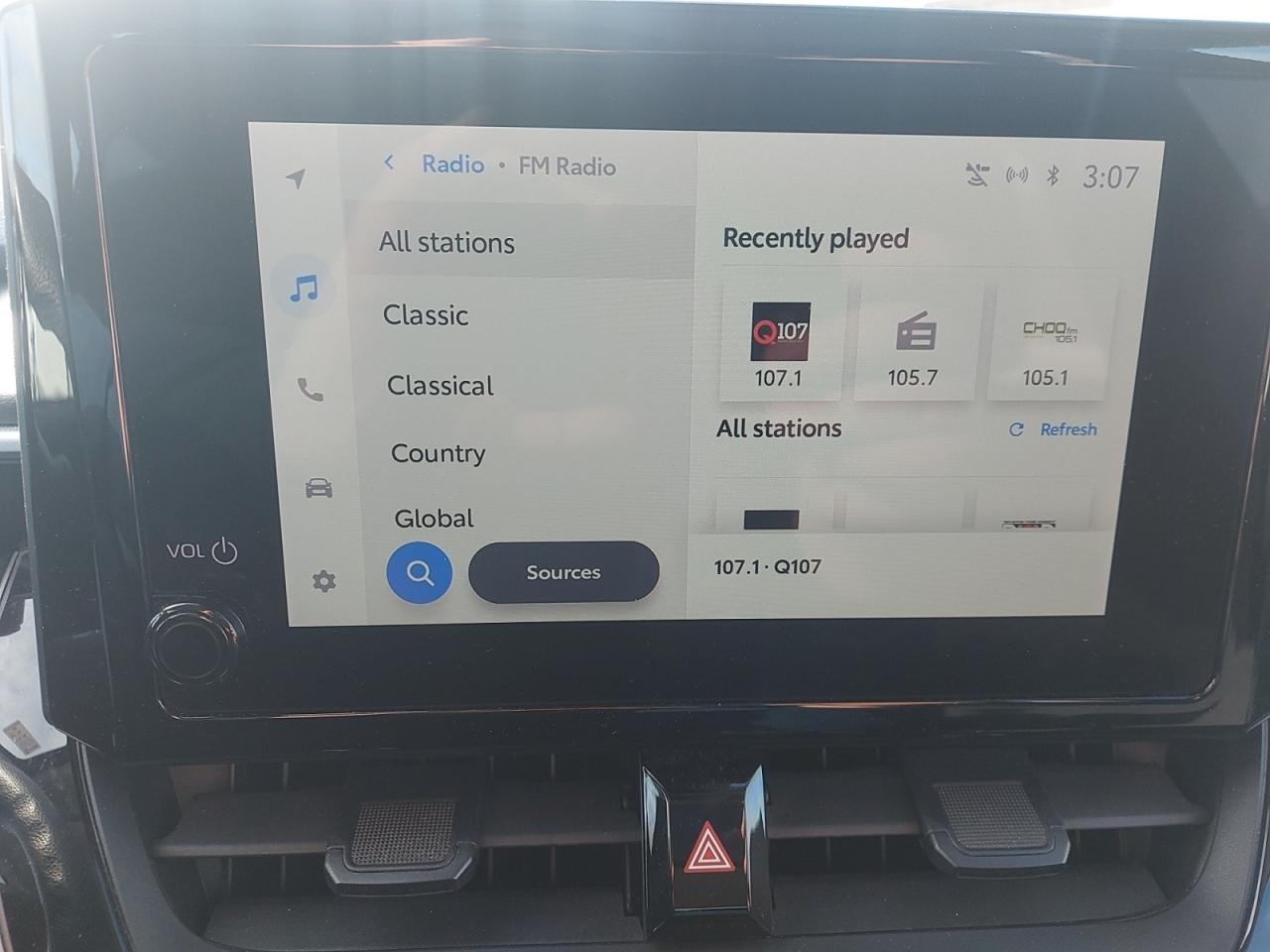 2023 Toyota Corolla LE Photo