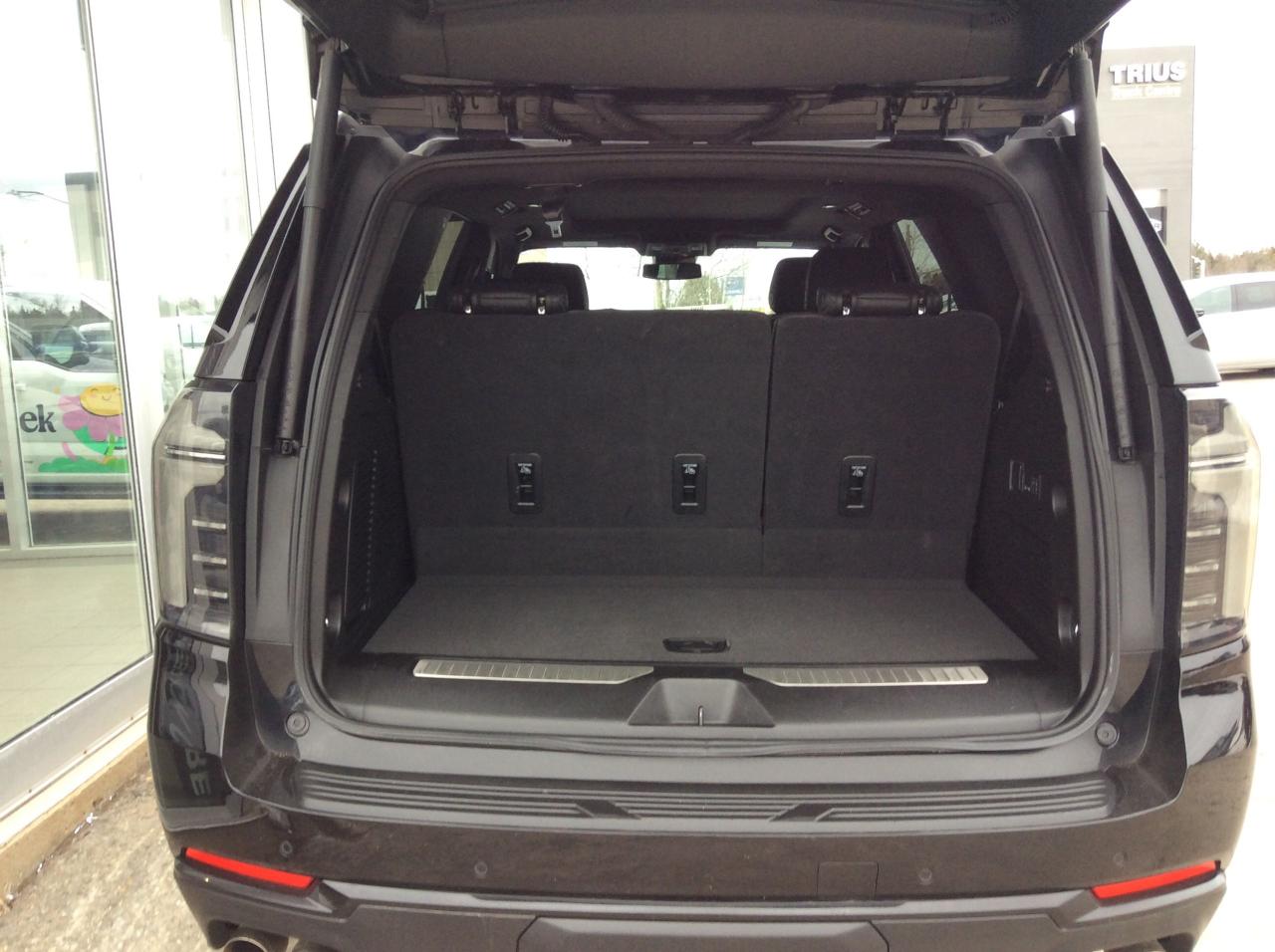 2025 Chevrolet Tahoe RST Photo