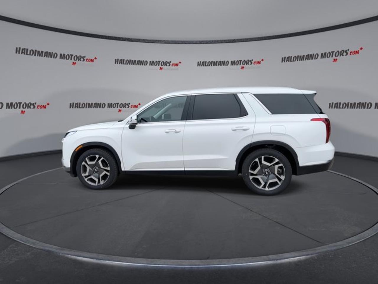 2023 Hyundai PALISADE Preferred 8-Passenger AWD|One owner|No Accidents Photo4