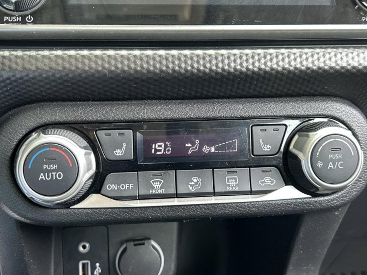 2018 Nissan Kicks SV Photo