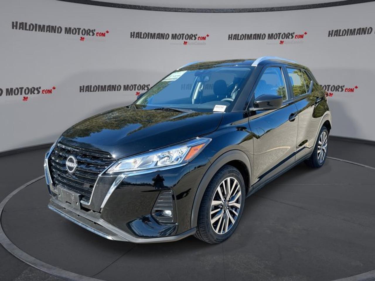 2024 Nissan Kicks SV FWD | No accidents Photo