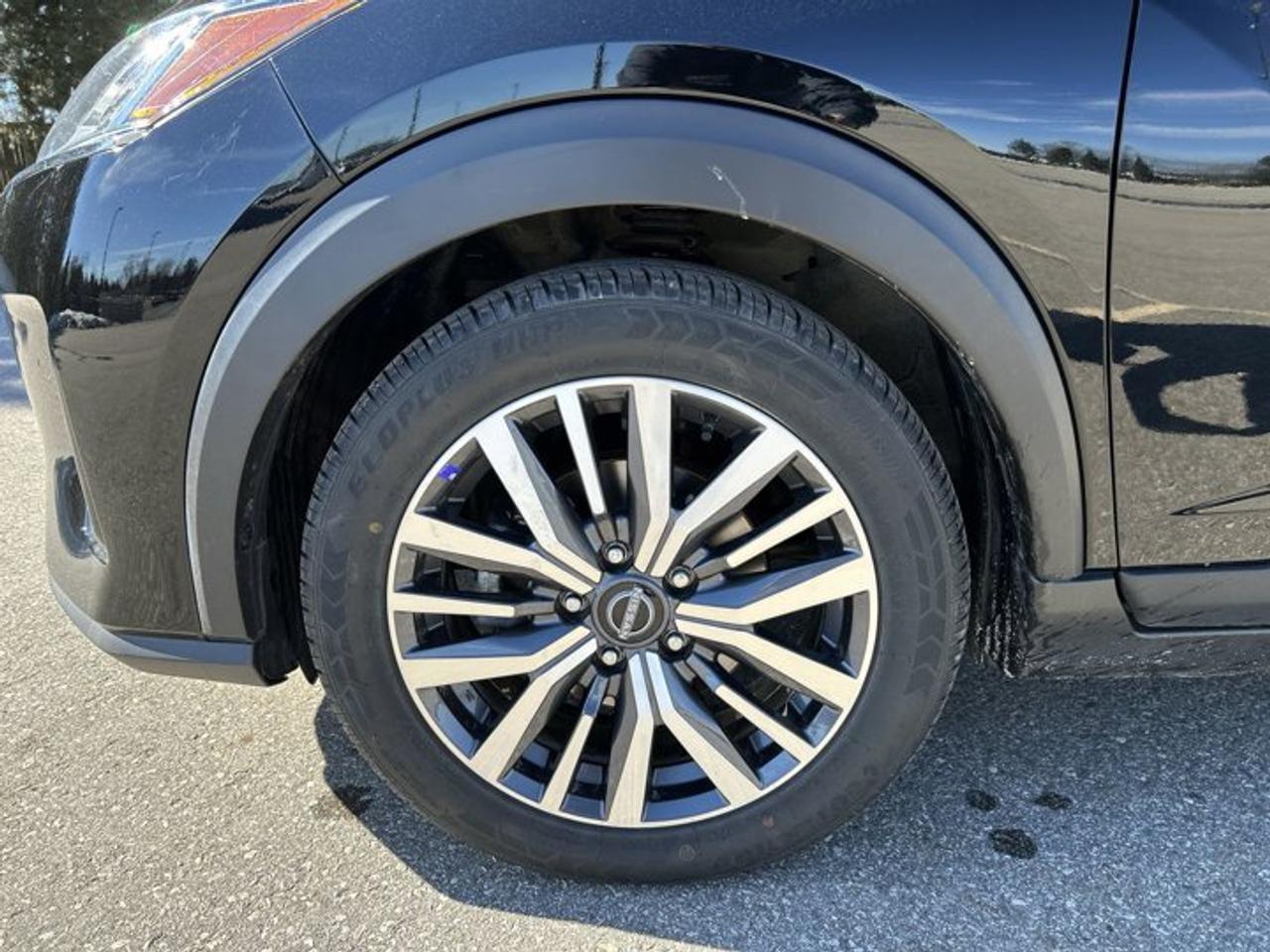 2024 Nissan Kicks SV FWD | No accidents Photo