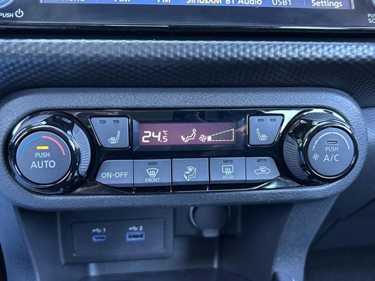 2024 Nissan Kicks SV FWD | No accidents Photo