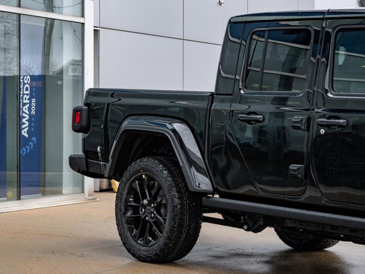 2026 Jeep Gladiator NightHawk Photo