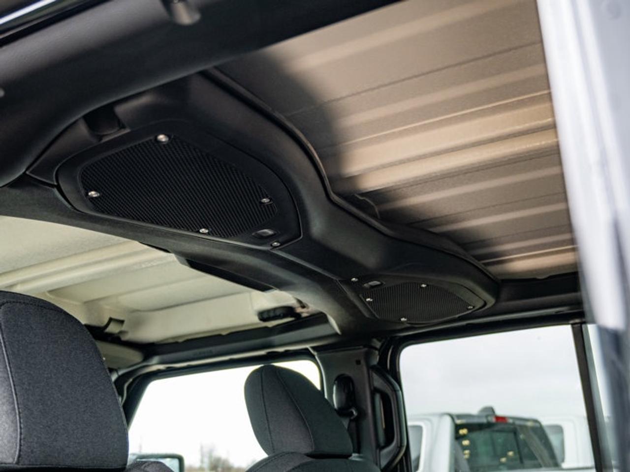 2026 Jeep Gladiator NightHawk Photo