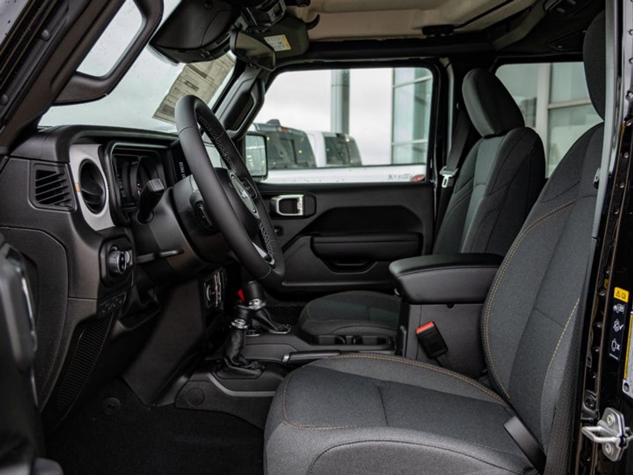 2026 Jeep Gladiator NightHawk Photo