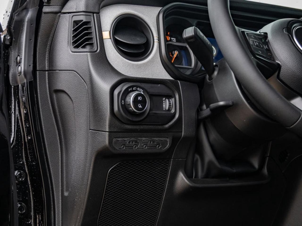 2026 Jeep Gladiator NightHawk Photo