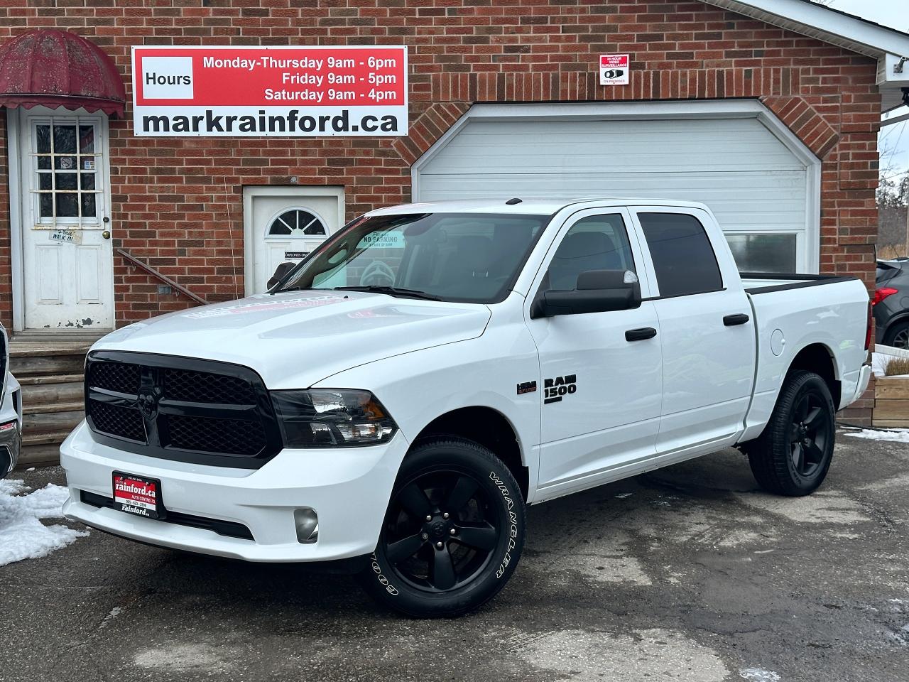 2022 RAM 1500 Classic Express4X4 Crew 5.7L HTD Cloth FM/XM CarPlay RvCam