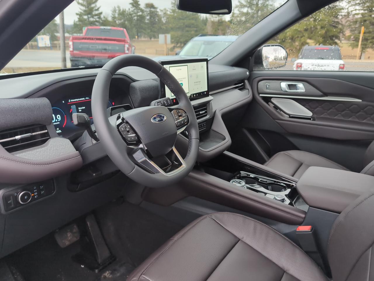 2026 Ford Explorer Platinum 4WD Photo