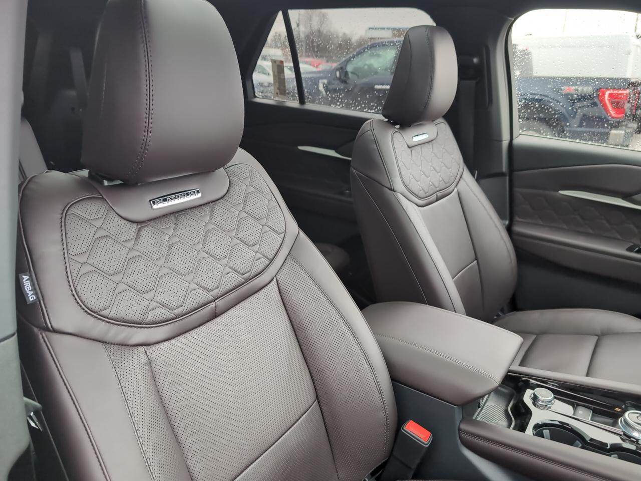 2026 Ford Explorer Platinum 4WD Photo