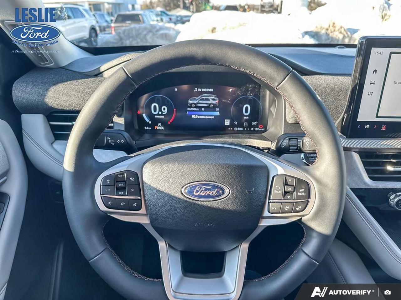 2026 Ford Explorer Active 4WD Photo