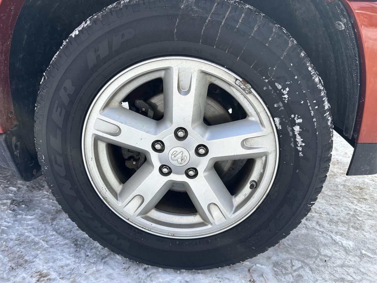 2009 Dodge Nitro SXT Photo