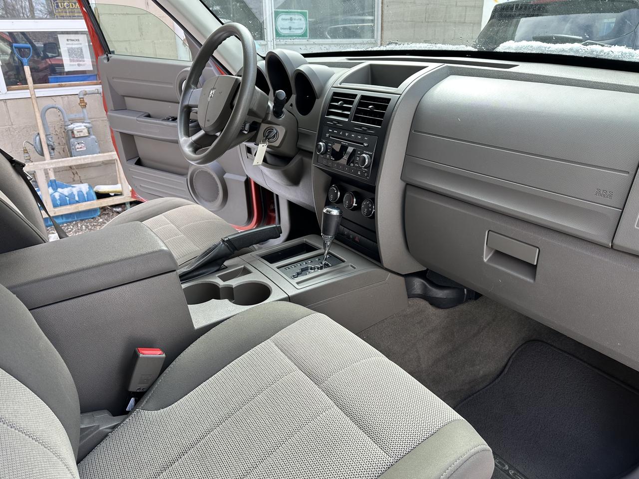 2009 Dodge Nitro SXT Photo