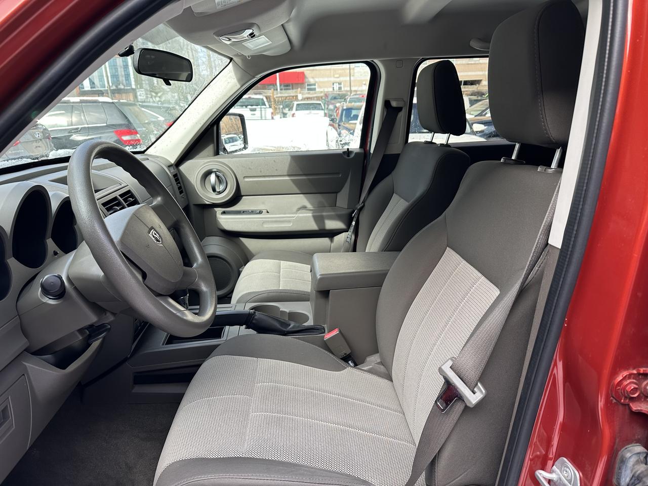 2009 Dodge Nitro SXT Photo