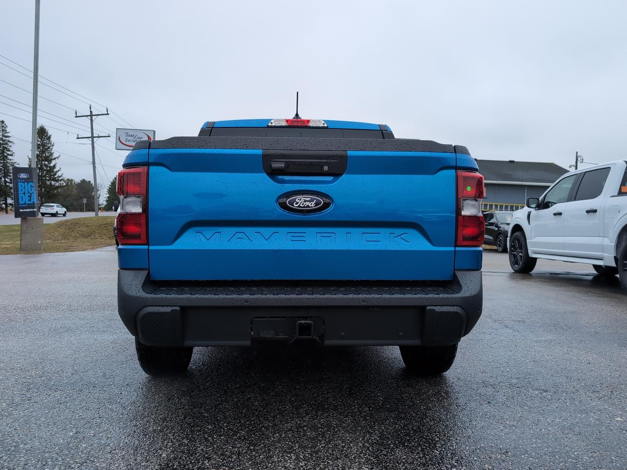 2026 Ford Maverick Lariat SuperCrew AWD Photo3