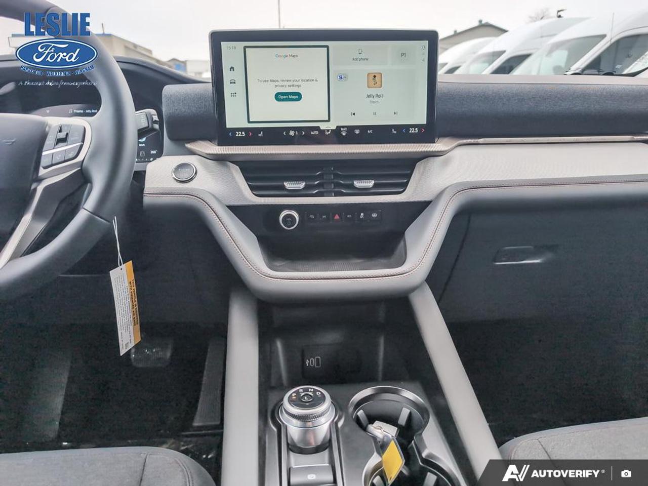 2026 Ford Explorer Active 4WD Photo