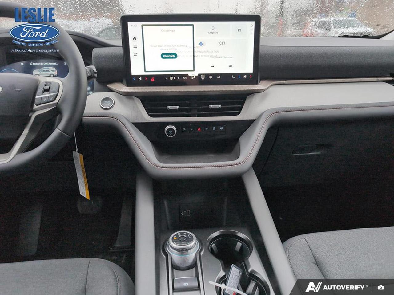 2026 Ford Explorer Active 4WD Photo