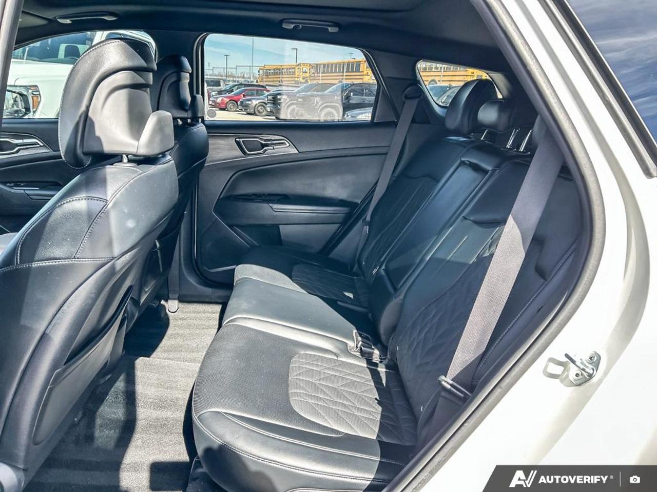 2023 Kia Sportage X-Line Limited w/Black Interior PANORAMIC SUNRROOF | HEATED SEATS | VENTILATED SEA Photo