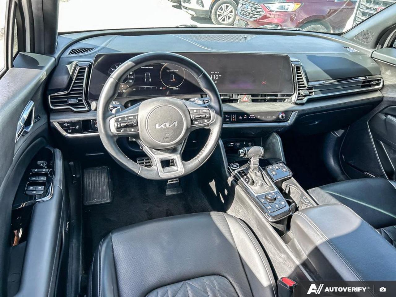 2023 Kia Sportage X-Line Limited w/Black Interior PANORAMIC SUNRROOF | HEATED SEATS | VENTILATED SEA Photo