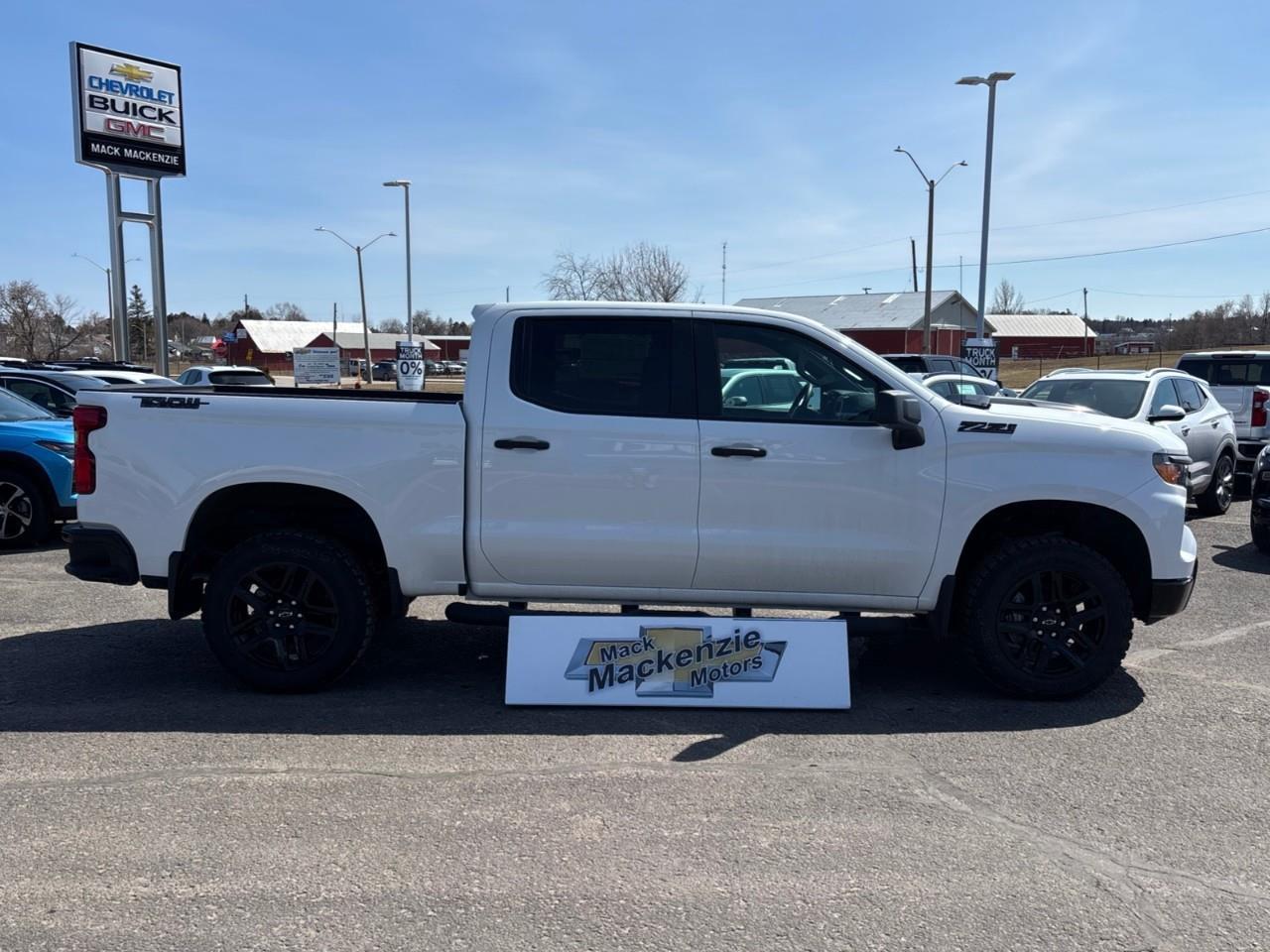 2026 Chevrolet Silverado 1500 Custom Trail Boss Photo