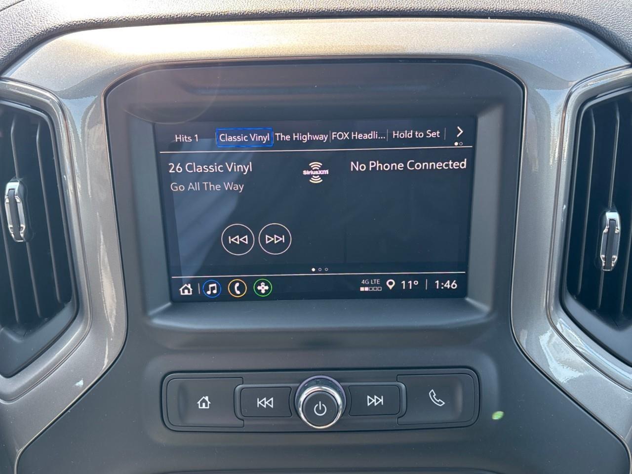 2026 Chevrolet Silverado 1500 Custom Trail Boss Photo