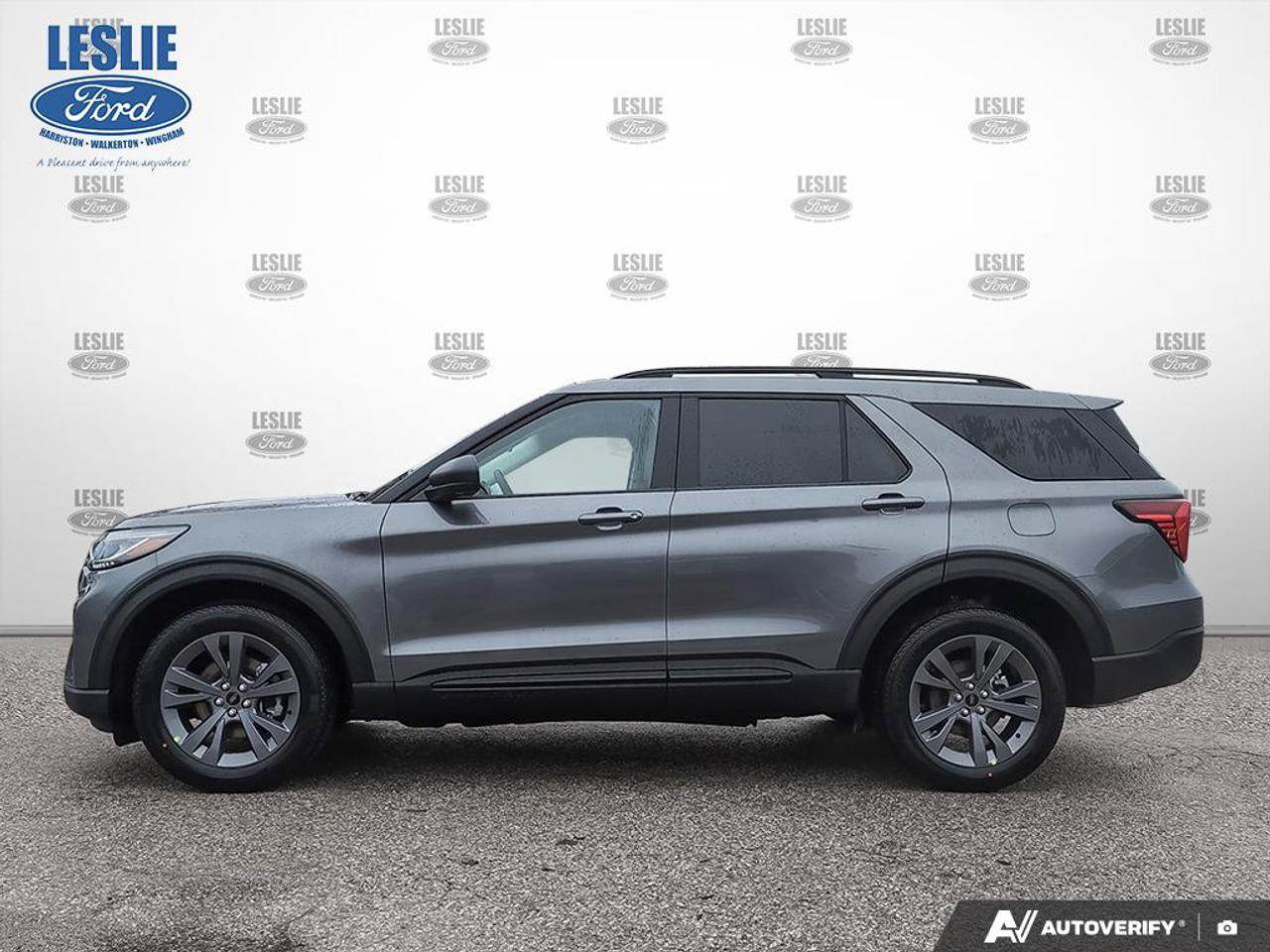 2026 Ford Explorer Active 4WD Photo2