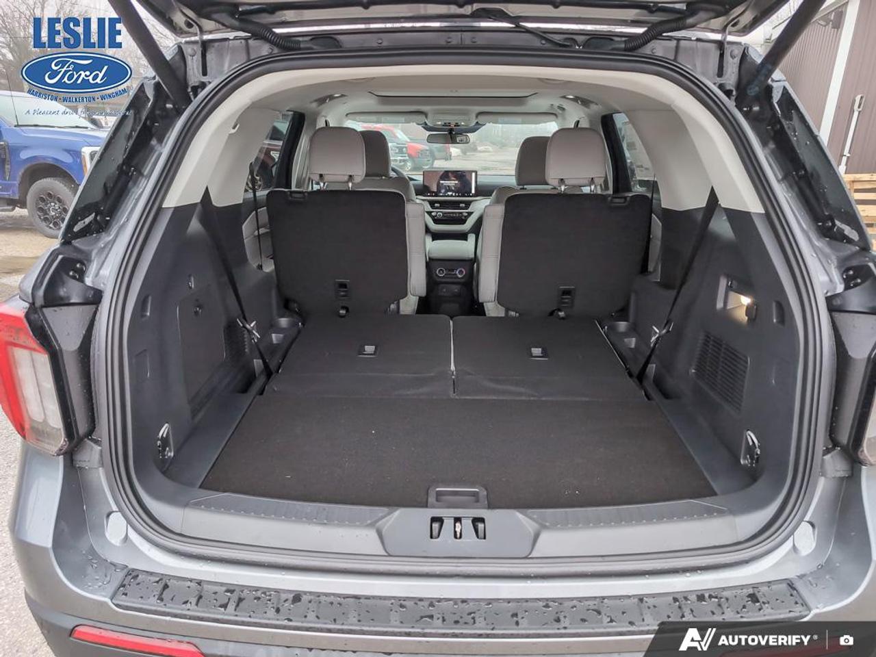 2026 Ford Explorer Active 4WD Photo