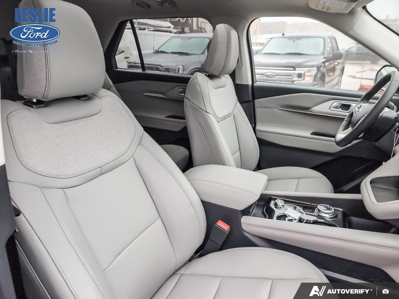 2026 Ford Explorer Active 4WD Photo