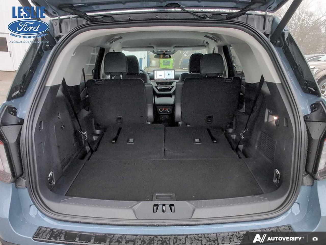 2026 Ford Explorer Active 4WD Photo